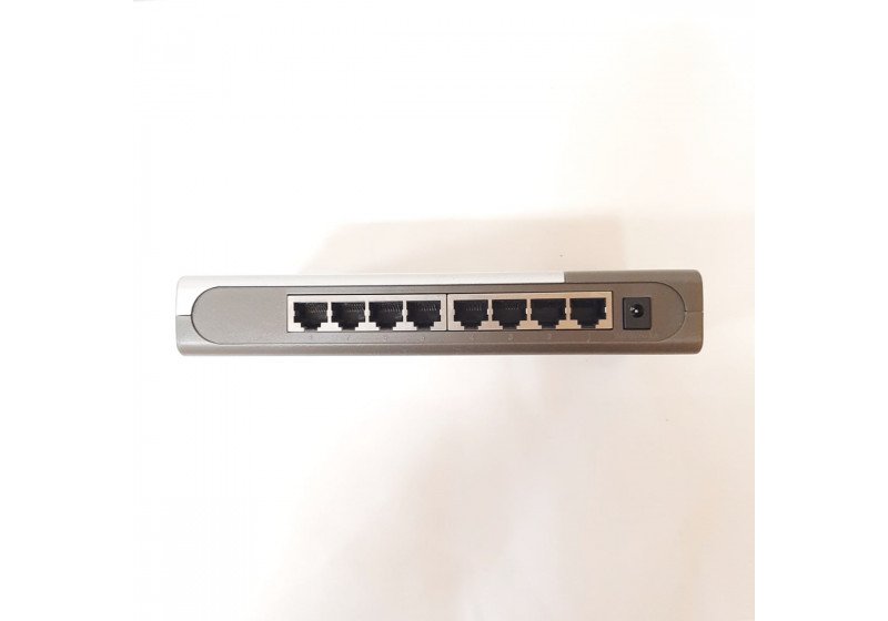 Switch D-link 8 Portas Modelo Des-1008d 10/100 Usado